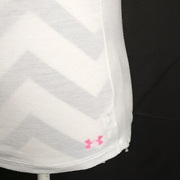 Under Armour Woman's Tee  - Picture 6 of 9